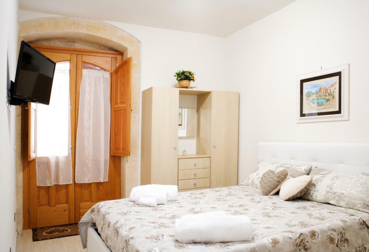 Rosa Holiday Home سيراكوزا المظهر الخارجي الصورة